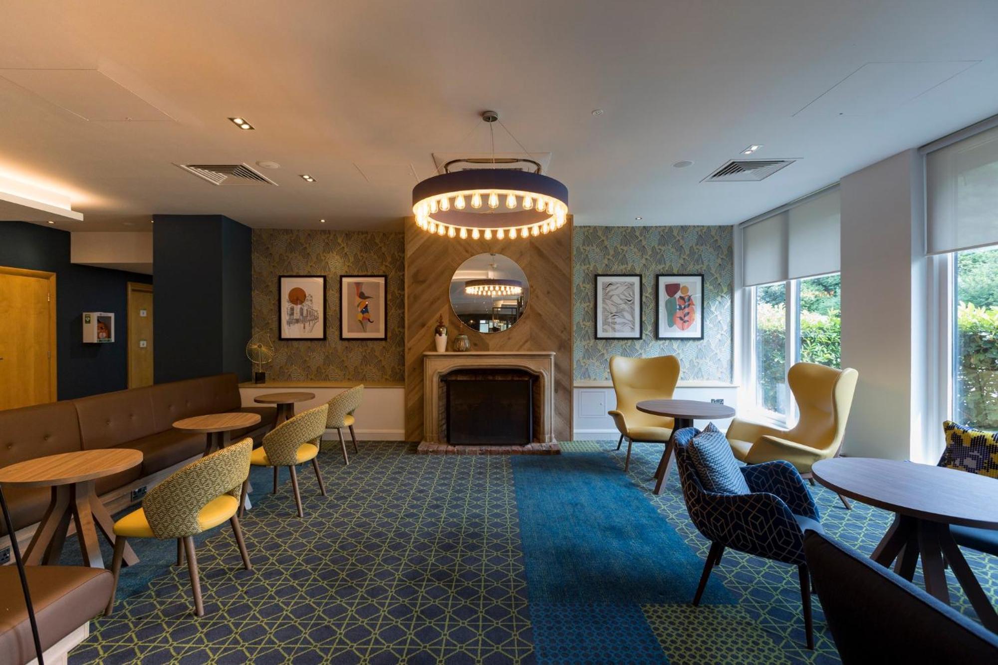 Holiday Inn Cambridge By Ihg Girton  Экстерьер фото